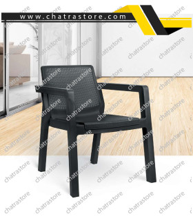 مبلمان پلاستیکی