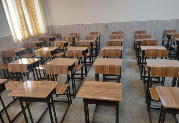 تجهیز کلاس های مجتمع آموزشی غیر دولتی بعثت مشهد