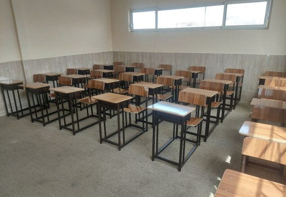 تجهیز کلاس های مجتمع آموزشی غیر دولتی بعثت مشهد