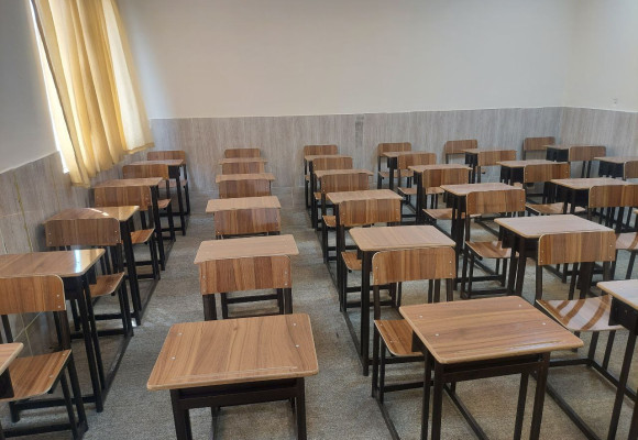تجهیز کلاس های مجتمع آموزشی غیر دولتی بعثت مشهد